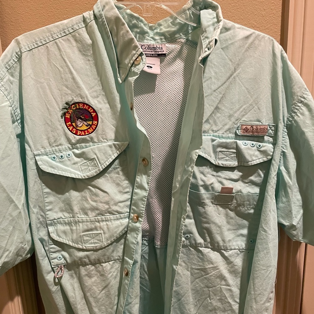 Columbia fishing shirt